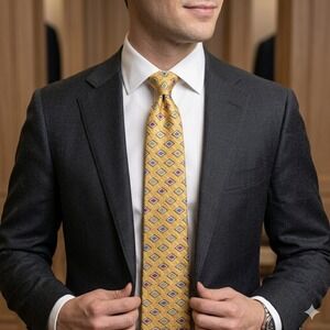 HOLLAND & SHERRY London 1836 Men's Silk Tie Gold Geometric Diamond Pattern
